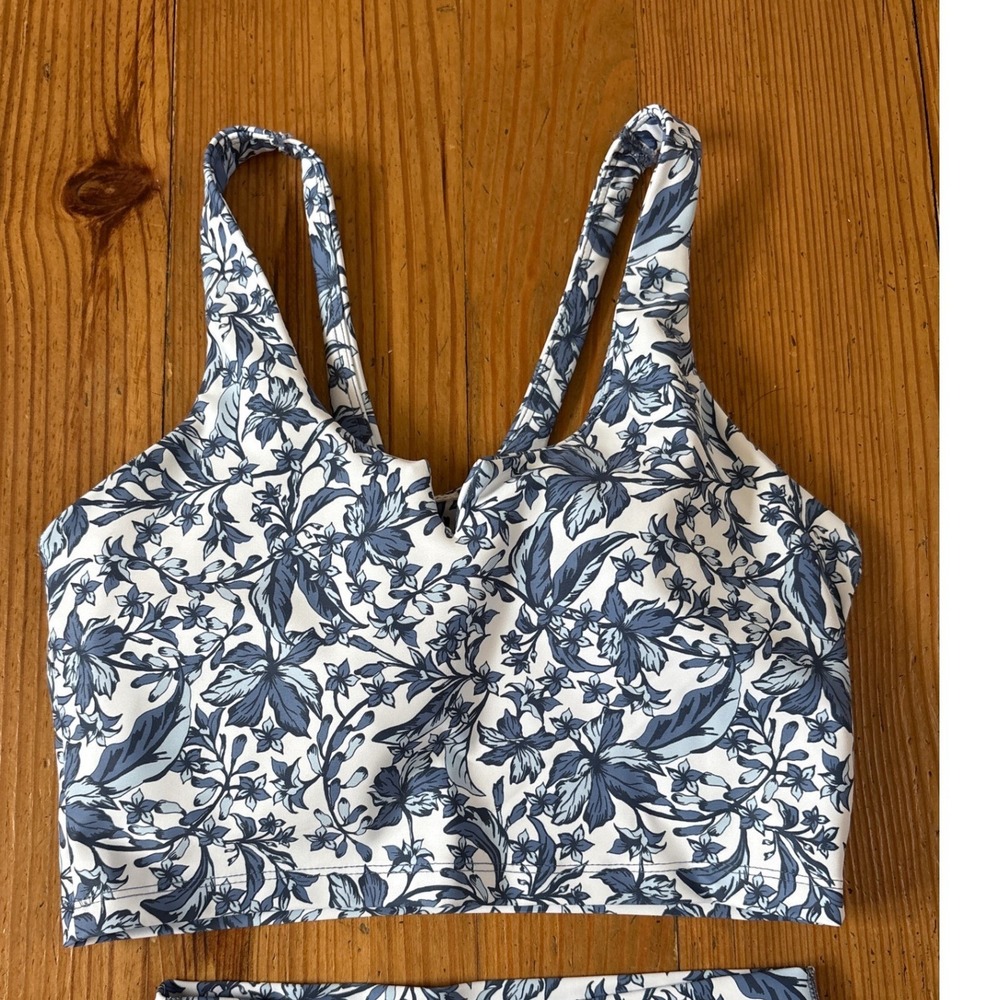 Sage Collective Activewear Set Women Blue Floral Biker Shorts Bra SIZE Small - Picture 2 of 6